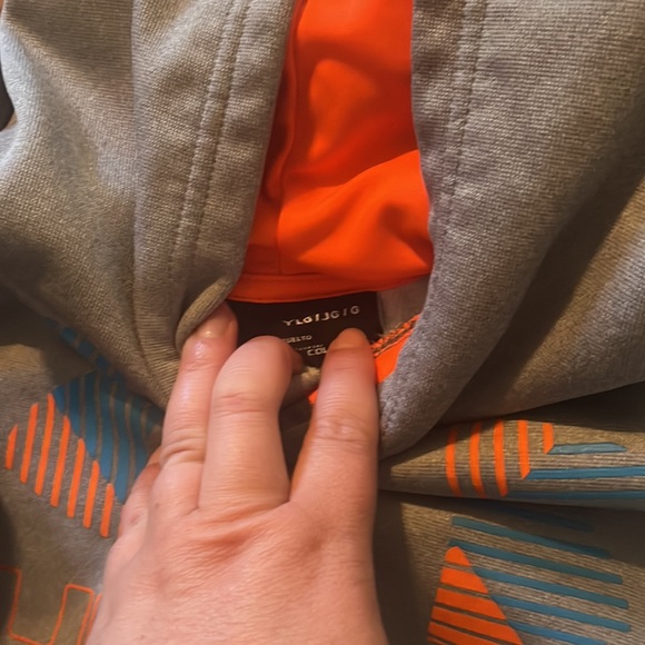 Three youth large UA shirts worn very little - Picture 6 of 7